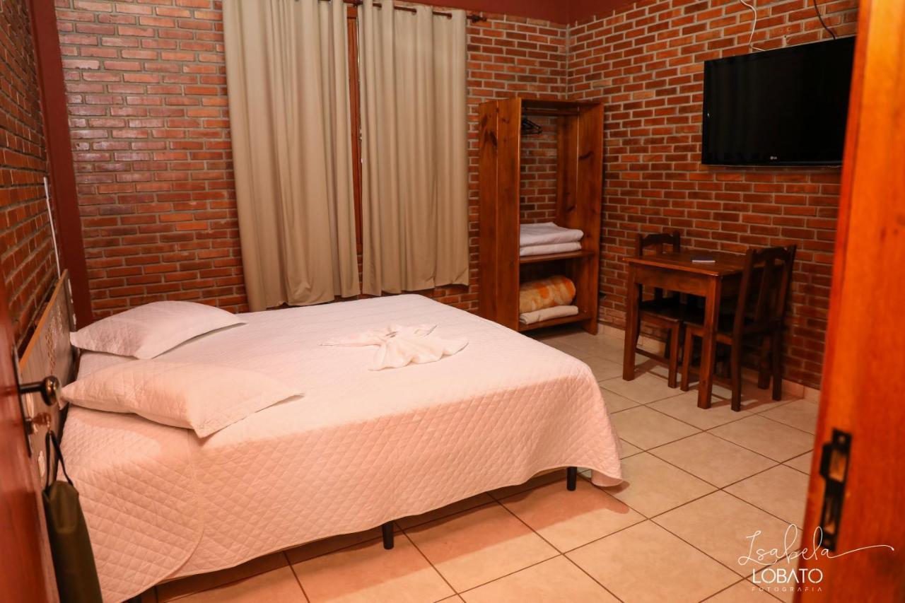 ברבסנה Hotel Chale De Minas מראה חיצוני תמונה